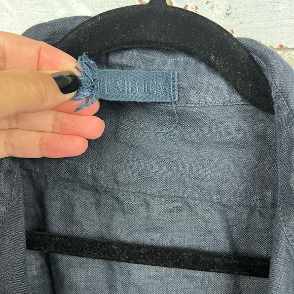 CP Shades | Jane Linen Oversized Button Down - Picture 6 of 8